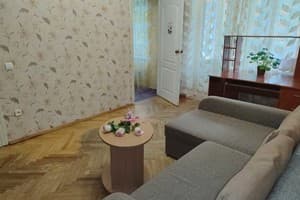 Квартира 2к. кв. Шалімова, НАУ, спорткомплекс "Меридіан". Апартаменты 4-местный 2 этаж 5