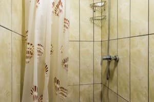 Хостел 777 метро Дарница. Место в женском 10-местном номере 1,2 ярус 4