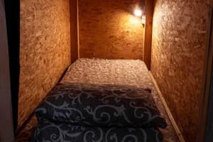 Хостел А1. Место в общем 12-местном номере  7