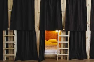 Хостел А1. Место в общем 12-местном номере  2