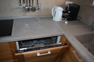 Вилла Аквамарин Бугаз. Апартаменты 6-местный с видом на озеро 1