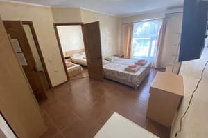 Пансионат Аквамарин. Стандарт 4-местный двухкомнатный корпус №1 1