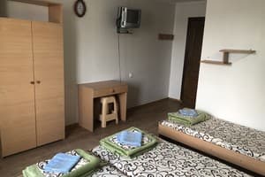 Пансионат Аквамарин. Стандарт трехместный в корпусе №1 1