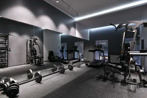 Александровский 41