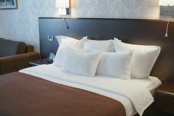 Александровский 27