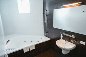 Александровский 20