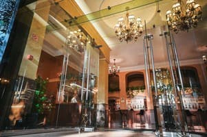 Александровский 18