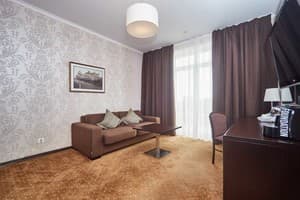 Отель Александровский. Люкс двухместный с террасой 3