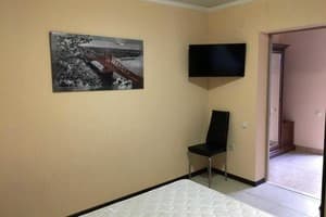 Мини-отель Алладин. Семейный 4-местный двухкомнатный с балконом 5