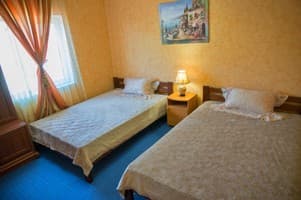 Мини-отель Алладин. Стандарт 4-местный  1