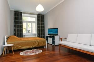 Квартира Almateya. Апартаменты 4-местный Крещатик 23 3