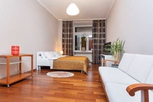 Квартира Almateya. Апартаменты 4-местный Крещатик 23 5