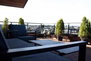 Апарт-отель Amsterdam Lviv Apartments. Люкс 4-местный с террасой 16