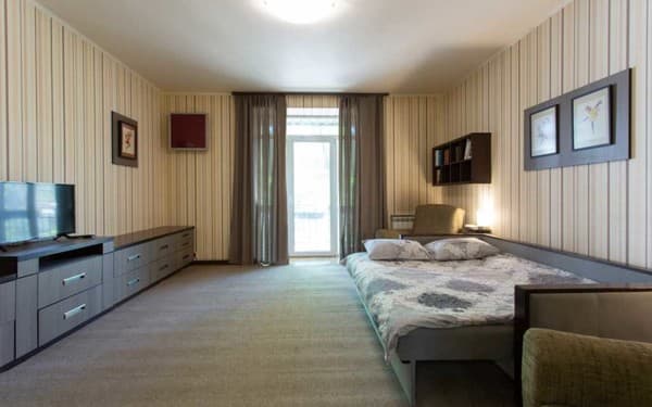 Apartment on Naukova 2