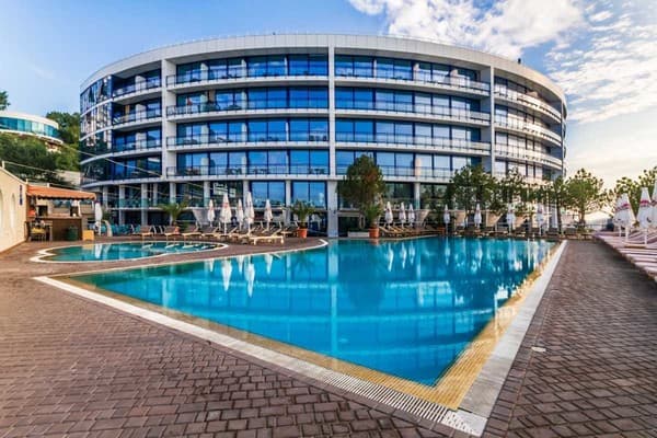 Отель Аппартаменты в Maristella Marine Residence