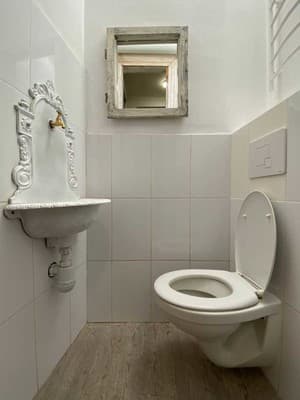 Arsenalna Apartments 8