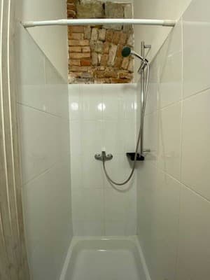 Arsenalna Apartments 9