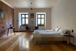 Апарт-отель Arsenalna Apartments. Люкс трехместный  2