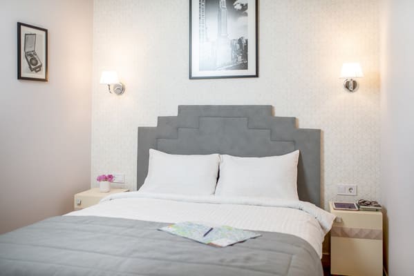 Art Deco Central Rooms 7