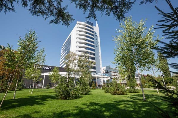 Atlantic Garden Resort Hotel 1