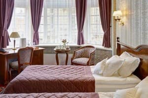 Отель Атлас Делюкс. Улучшенный двухместный с панорамным окном 3