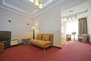 Мини-отель Atrium. Апартаменты двухместный с 1 спальней 5