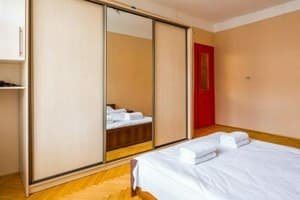 Квартира Avangard Green Park 2 Apart. Апартаменты 8-местный  2