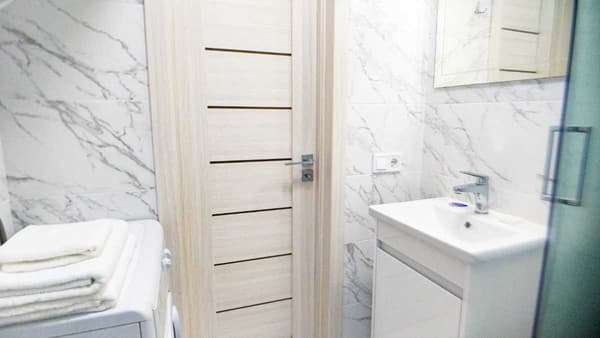 Белая студия рядом с Южным вокзалом 13