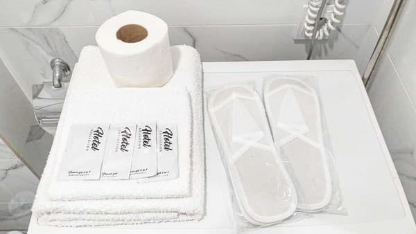 Белая студия рядом с Южным вокзалом 14