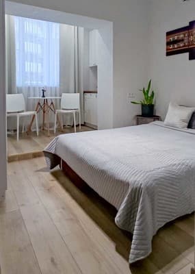 Белая студия рядом с Южным вокзалом 2