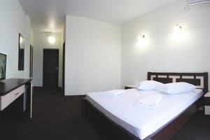 Парк-отель Березка. Евростандарт 2-х местный однокомнатный 1