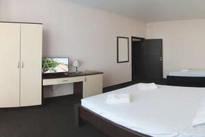 Парк-отель Березка. Евростандарт Семейный двухкомнатный 2