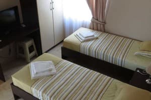 Парк-отель Березка. Коттедж 2+2 двухкомнатный (одна комната проходная) 1