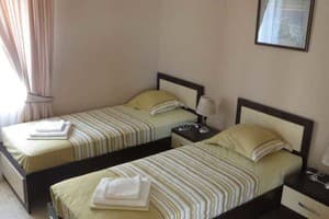 Парк-отель Березка. Коттедж 4-местный 2+2 двухкомнатный (комнаты раздельные) 5