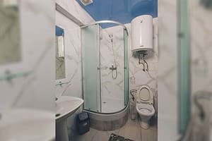 Отель Біля Фонтану. Семейный 5-местный  3