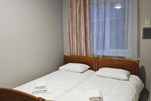 Біля Замку 5