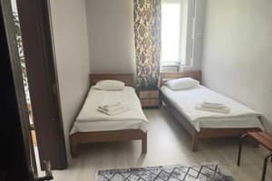 Біля Замку 34