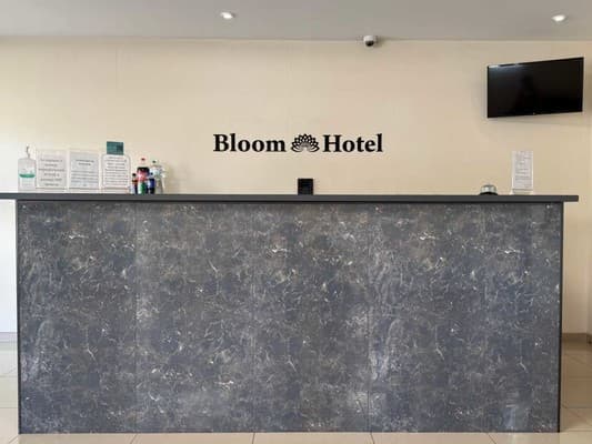 Отель Bloom Hotel