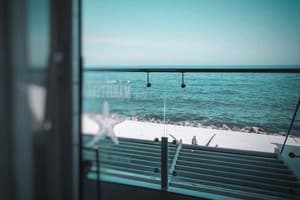 Отель Blue Mare Residence. Люкс двухместный с балконом с видом на море 11