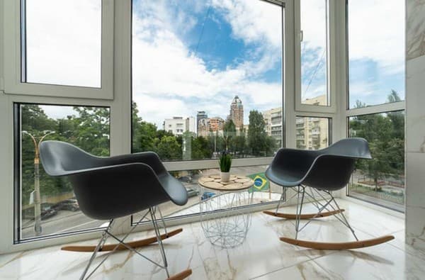 Бульвар Леси Украинки 24 17