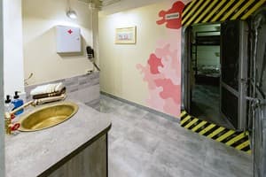 Хостел Bunker Hostel. Место в женском 8-местном номере  5