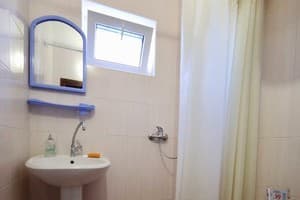 Отель Буревестник 411А. 4-местный  3