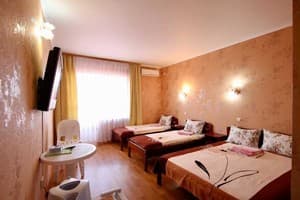 Отель Буревестник 411А. 4-местный  5