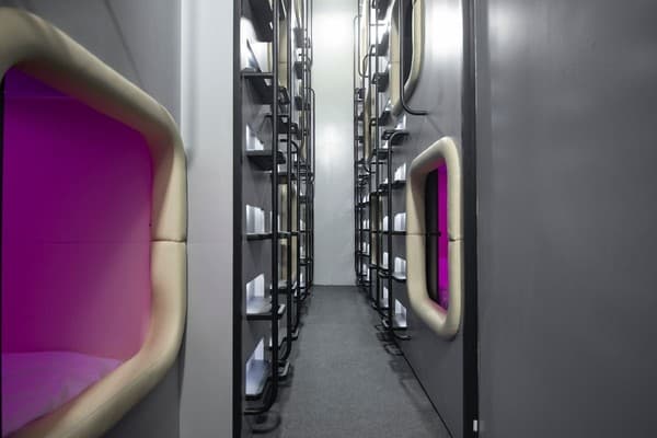 Capsule Hotel Constellation 91 10