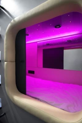 Capsule Hotel Constellation 91 13