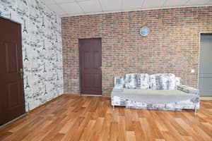 Хостел Центр . Место в общем 10-местном номере  5