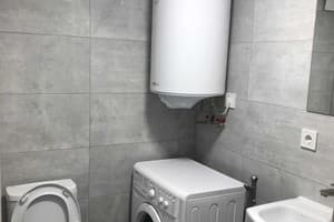 Апарт-отель Central Apartments. Апартаменты двухместный небольшие двухуровневые с кухней  4