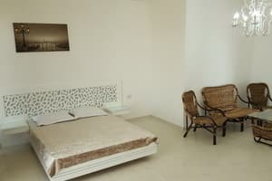 Мини-отель Черноморский. Стандарт 4-местный Двухкомнатный (5-этажный корпус)№ 13,15 4