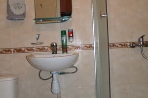 Мини-отель Черноморский. Стандарт 4-местный Двухкомнатный (5-этажный корпус)№ 13,15 3