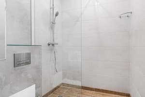 Квартира CityApartments Akademmistechko Kyiv. Апартаменты 4-местный  10